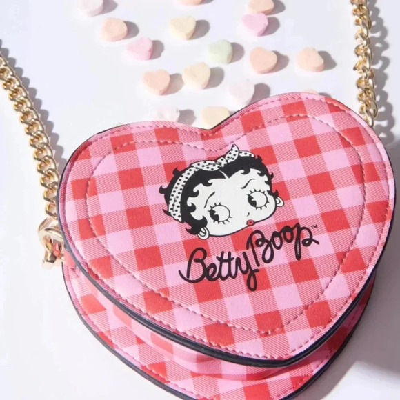 Betty Boop Crossbody Heart Purse - Picture 3 of 5